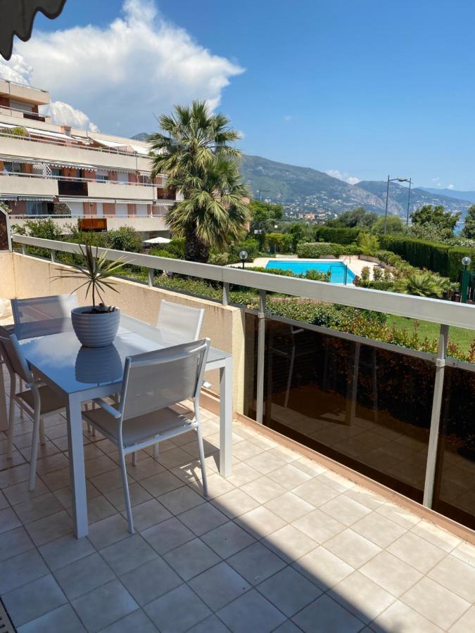 Superbe 2P Vue Mer, Ensoleille, Piscine Roquebrune-Cap-Martin Exterior foto