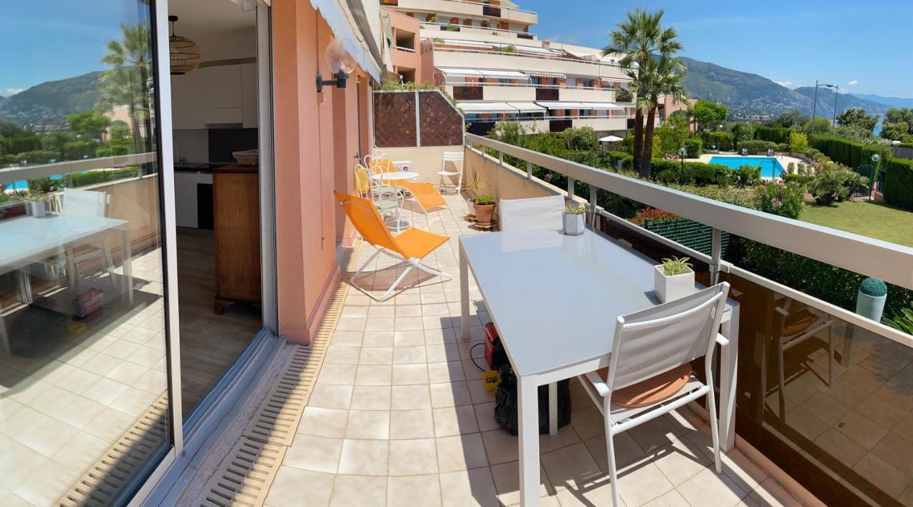 Superbe 2P Vue Mer, Ensoleille, Piscine Roquebrune-Cap-Martin Exterior foto
